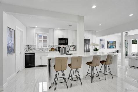 2129 NE 62nd Street Fort Lauderdale FL 33308