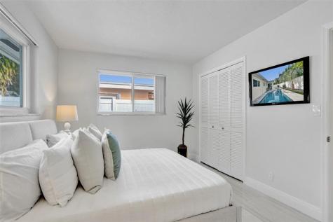 2129 NE 62nd Street Fort Lauderdale FL 33308