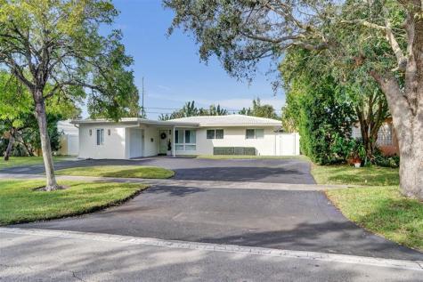 2129 NE 62nd Street Fort Lauderdale FL 33308