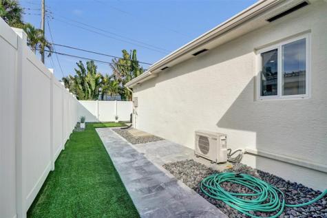 2129 NE 62nd Street Fort Lauderdale FL 33308