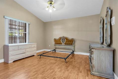 3201 W 76th Street Hialeah FL 33018