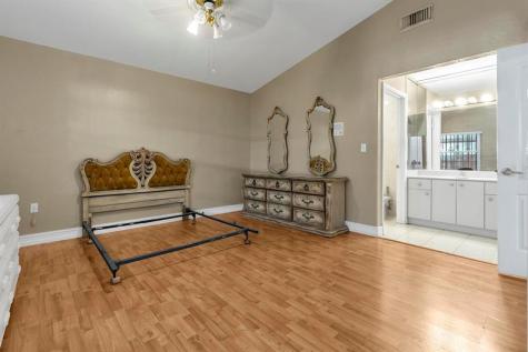 3201 W 76th Street Hialeah FL 33018
