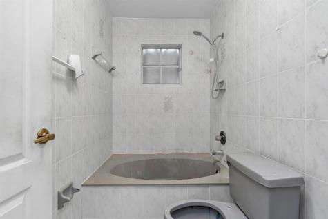 3201 W 76th Street Hialeah FL 33018