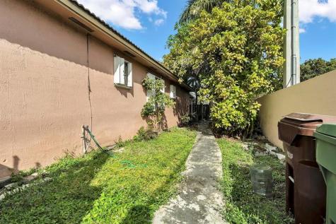 3201 W 76th Street Hialeah FL 33018
