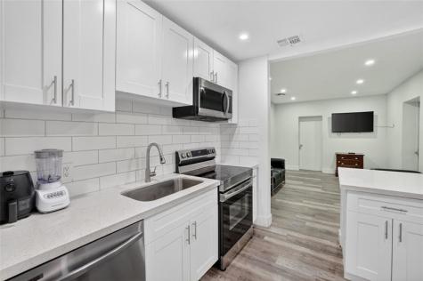 617 NW 43rd Court Oakland Park FL 33309