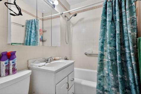 641 NE 140th Street North Miami FL 33161