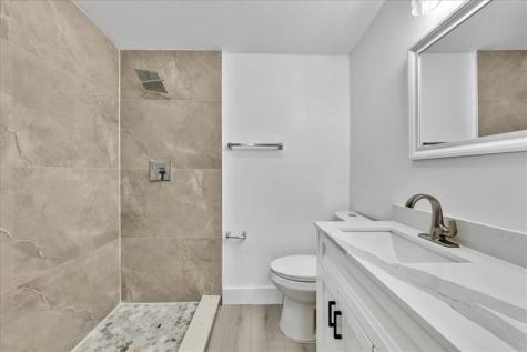305 NE 8th Street Pompano Beach FL 33060
