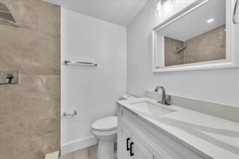 305 NE 8th Street Pompano Beach FL 33060