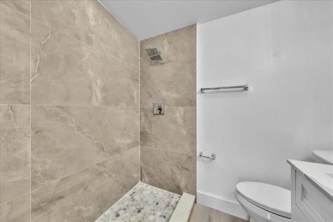 305 NE 8th Street Pompano Beach FL 33060