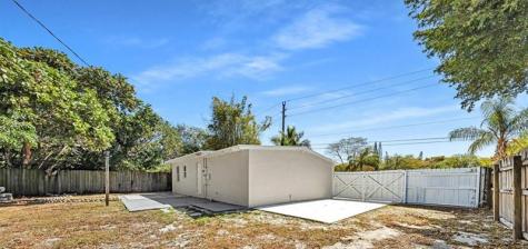 305 NE 8th Street Pompano Beach FL 33060