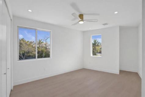 1133 NE 18th Court Fort Lauderdale FL 33305