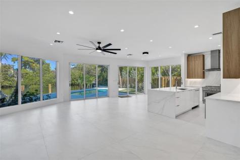 1133 NE 18th Court Fort Lauderdale FL 33305