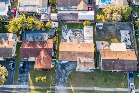 2501 NW 84th Way Sunrise FL 33322