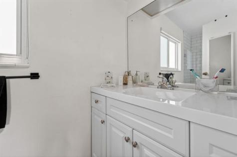 2501 NW 84th Way Sunrise FL 33322