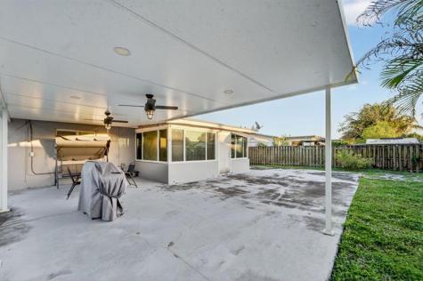 2501 NW 84th Way Sunrise FL 33322