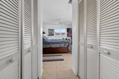 2501 NW 84th Way Sunrise FL 33322