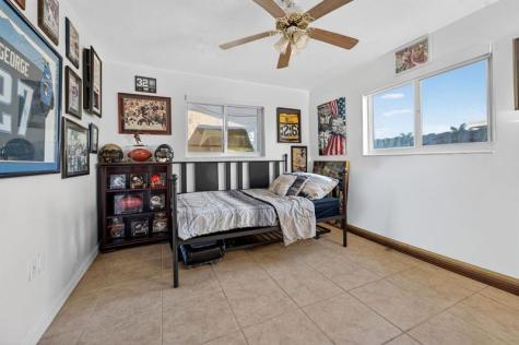 2501 NW 84th Way Sunrise FL 33322