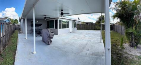 2501 NW 84th Way Sunrise FL 33322
