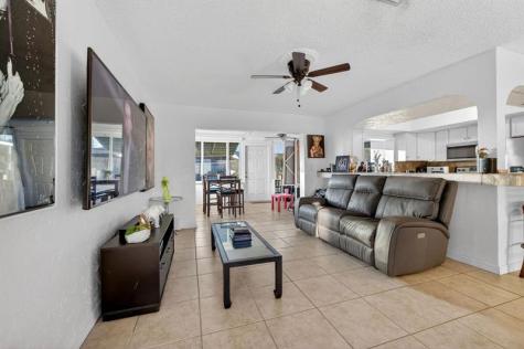 2501 NW 84th Way Sunrise FL 33322