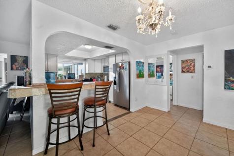2501 NW 84th Way Sunrise FL 33322