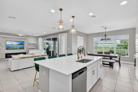 11905 SW Seaway Street Port St Lucie FL 34987