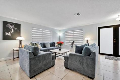 18811 NW 80th Avenue Hialeah FL 33015