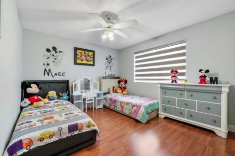 18811 NW 80th Avenue Hialeah FL 33015