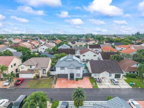 18811 NW 80th Avenue Hialeah FL 33015