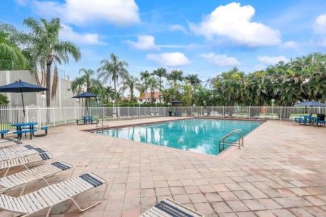 18811 NW 80th Avenue Hialeah FL 33015