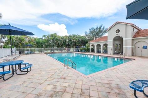 18811 NW 80th Avenue Hialeah FL 33015