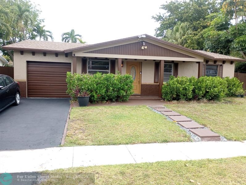 8241 SW 4th Court North Lauderdale FL 33068