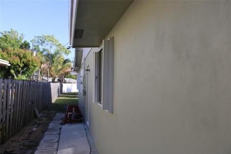 611 SW 1st Avenue Boynton Beach FL 33426