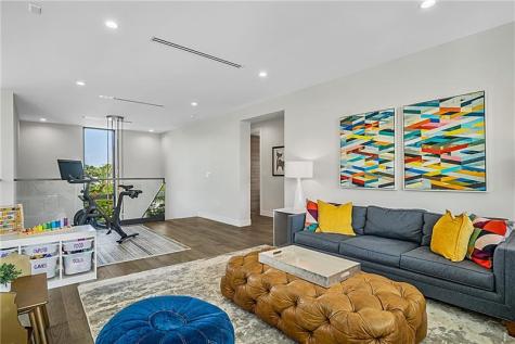 2816 NE 23rd Street Fort Lauderdale FL 33305