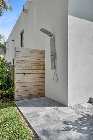 2816 NE 23rd Street Fort Lauderdale FL 33305