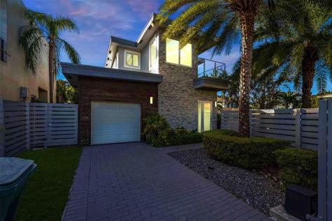 743 NE 17th Way Fort Lauderdale FL 33304