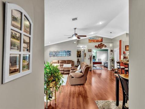 5843 Eagle Cay Terrace Coconut Creek FL 33073