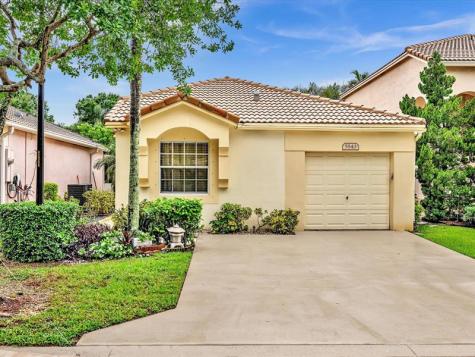 5843 Eagle Cay Terrace Coconut Creek FL 33073
