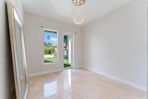 909 Mango Isle Fort Lauderdale FL 33315