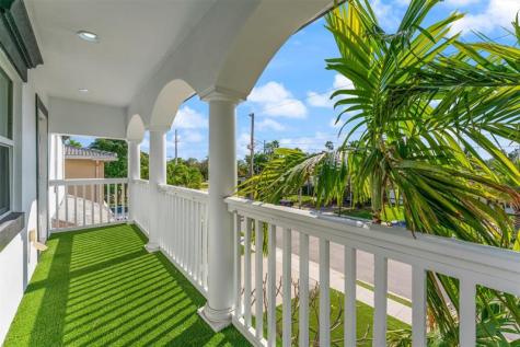909 Mango Isle Fort Lauderdale FL 33315
