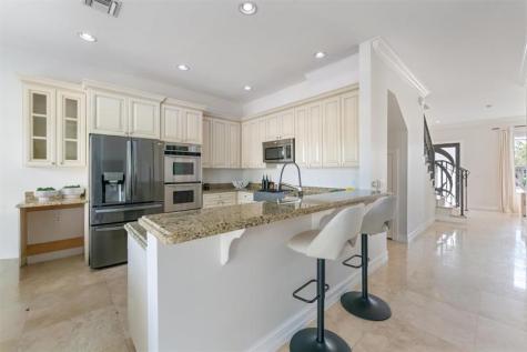 909 Mango Isle Fort Lauderdale FL 33315