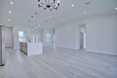 4900 Myrtle Beach Drive Sebring FL 33872