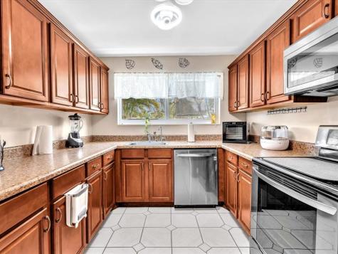 4201 NW 73rd Avenue Lauderhill FL 33319