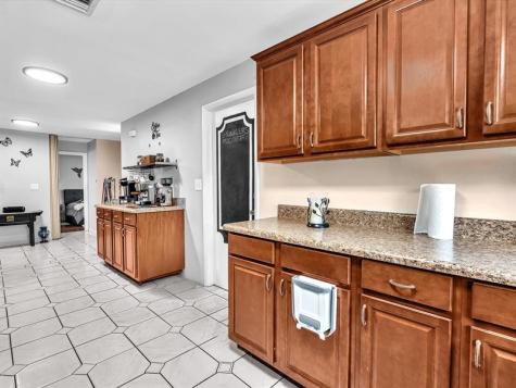 4201 NW 73rd Avenue Lauderhill FL 33319
