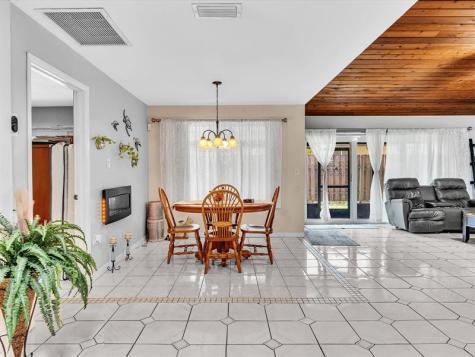 4201 NW 73rd Avenue Lauderhill FL 33319