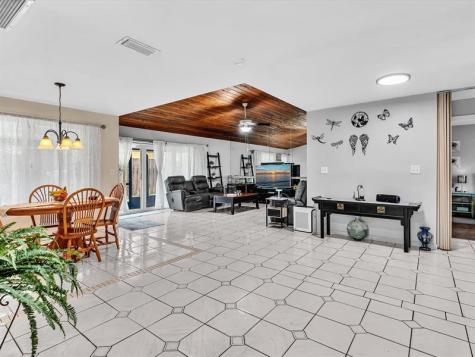 4201 NW 73rd Avenue Lauderhill FL 33319