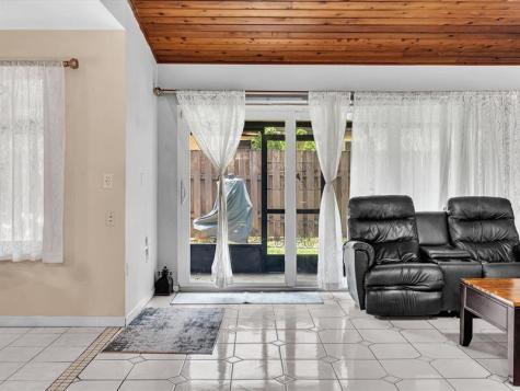 4201 NW 73rd Avenue Lauderhill FL 33319