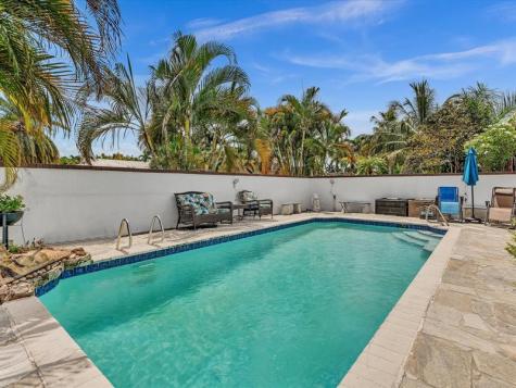 4201 NW 73rd Avenue Lauderhill FL 33319