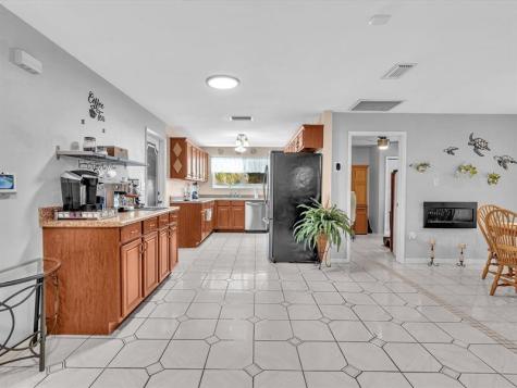 4201 NW 73rd Avenue Lauderhill FL 33319