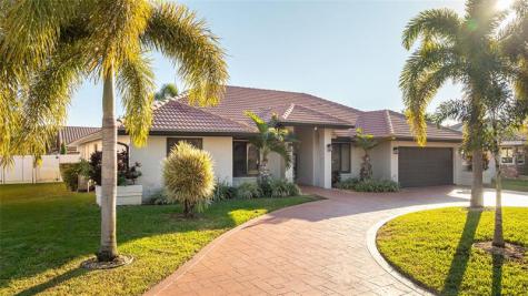 6484 NW 55th Manor Coral Springs FL 33067