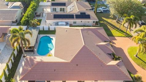 6484 NW 55th Manor Coral Springs FL 33067